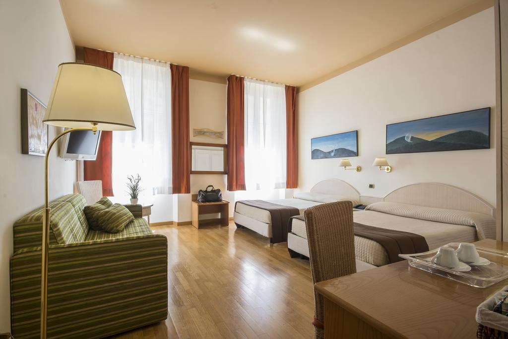 Piazza Paradiso Accommodation Siena Dış mekan fotoğraf