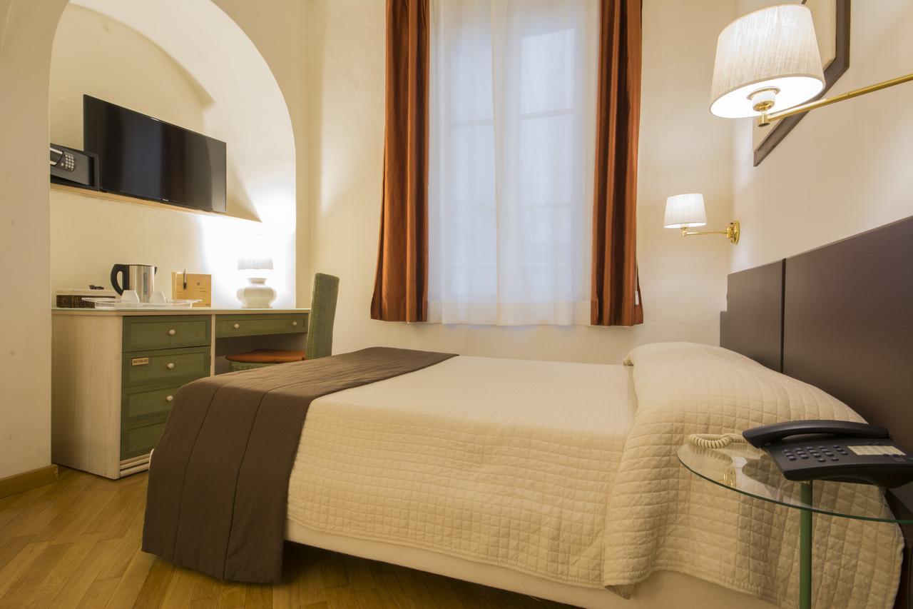 Piazza Paradiso Accommodation Siena Dış mekan fotoğraf
