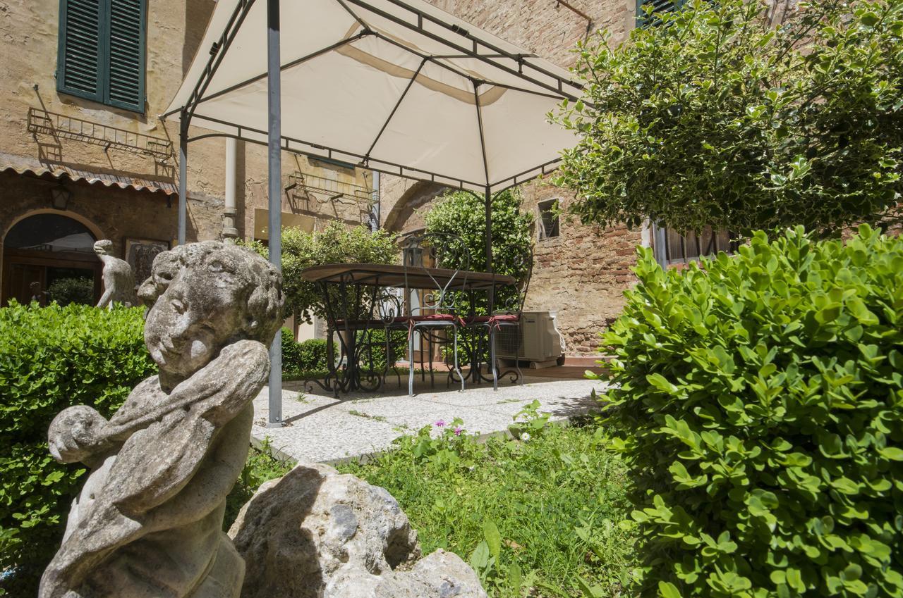 Piazza Paradiso Accommodation Siena Dış mekan fotoğraf